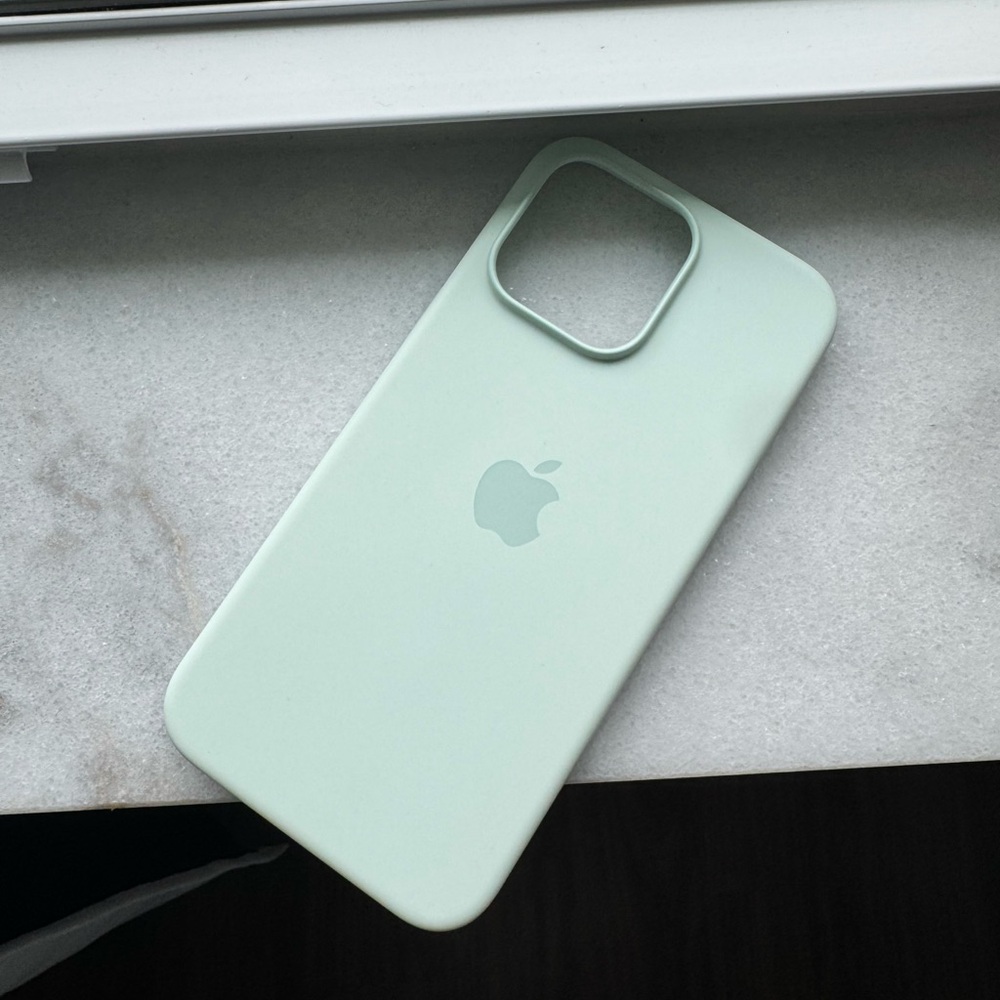 Apple silicone case